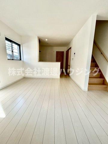 中川西1丁目一戸建の居間・リビング