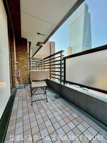 虎ノ門ガーデンのバルコニー