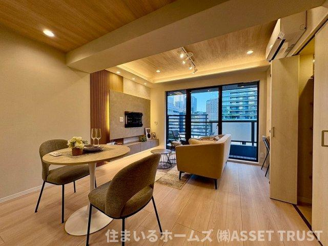 虎ノ門ガーデンの居間・リビング