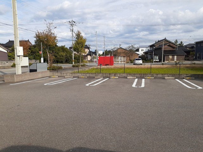 【駐車場】 | フレ・ヴァン