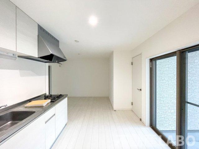 アートコーポ東太子の居間・リビング