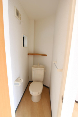 第4大原マンションのトイレ