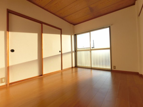 【居間・リビング】