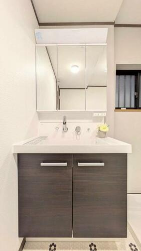 御領4丁目　中古一戸建ての独立洗面台|シャワー付き洗面化粧台
■物件内覧・資金計画相談・住宅ローン相談、リフォーム相談、お問合せ受付中■
※当日・翌日のご内覧、ご相談はお電話でのお問合せがスムーズです！