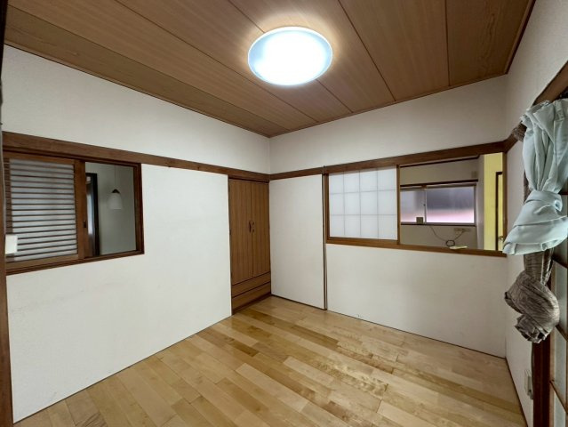 Tハウスの内装