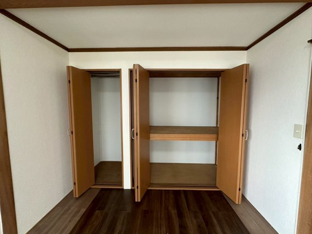 Tハウスの内装