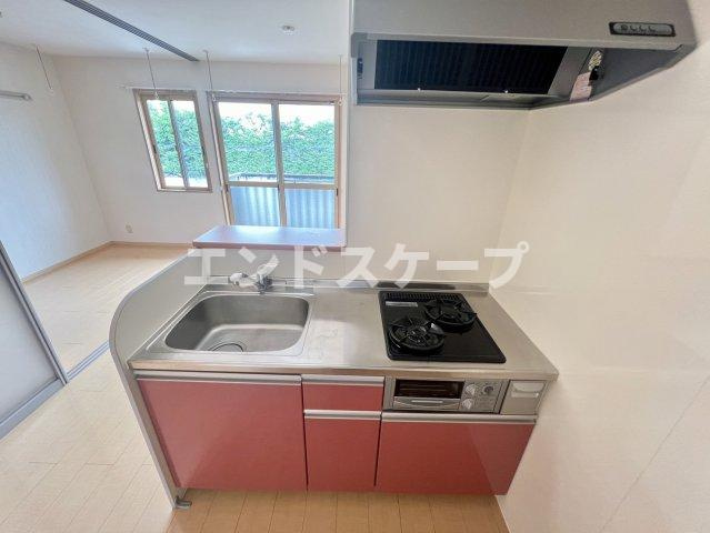 マリナ グランデ　Ｂのキッチン|高崎、前橋、伊勢崎エリアのお部屋探しはエンドスケープまで！お客様の理想お聞かせ下さい♪
内装の色味が画像と異なる場合がございます。