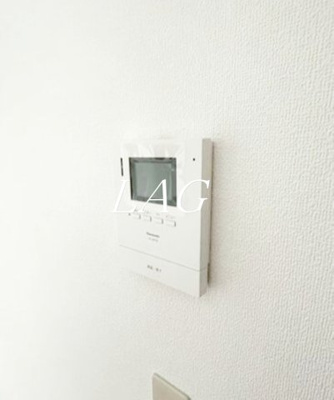 【セキュリティ】 | ビスコンティ成瀬 | モニター付きインターフォンです。