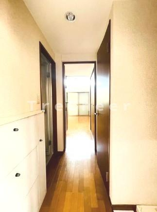 ロワジール貫井シー(ロワジール貫井C)の玄関