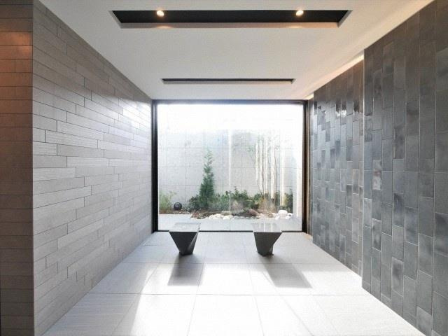 レジュールアッシュ三国本町のロビー