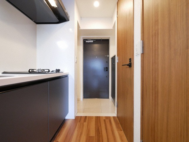 レジュールアッシュ三国本町の玄関