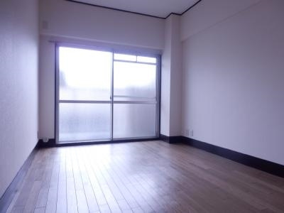 ロイヤルコーポの内装|洋室　