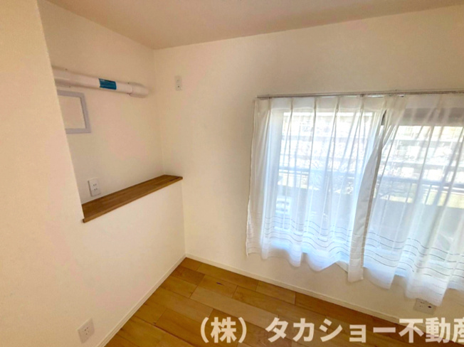 【洋室】 | 高洲三丁目住宅　8号棟 | エアコンは先行配管で設置可能です。