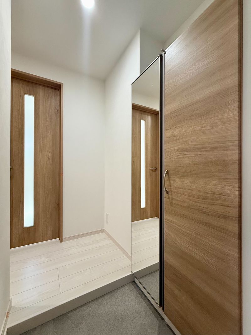 THE NOBLES六ツ門の玄関