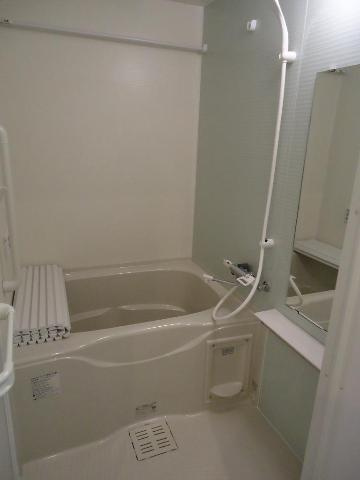 ナチュラルハイムの浴室|バス