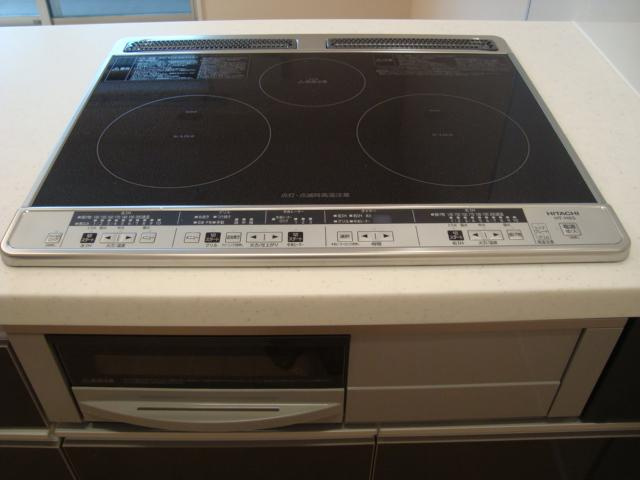 カーサブリランテ櫛原のキッチン|ＩＨクッキングヒーター