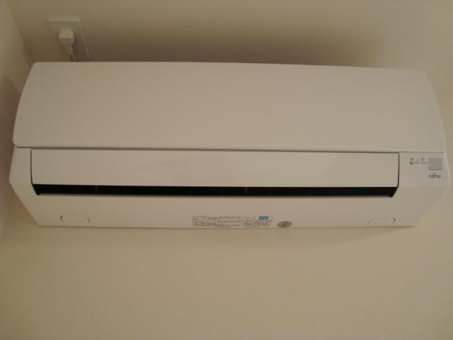 カーサブリランテ櫛原の設備|エアコン