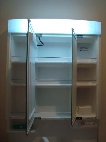 カーサブリランテ櫛原の洗面所|洗髪洗面化粧台