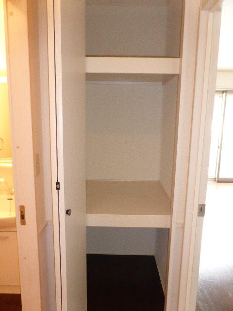 ルーチェ善導寺の収納