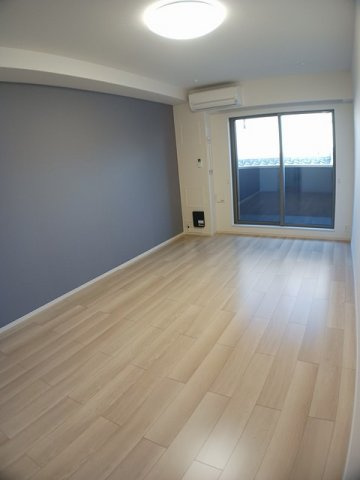 オリーブの内装