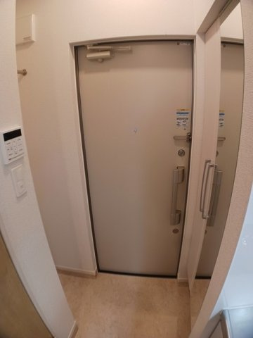 オリーブの玄関