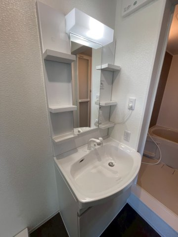 Y’s kokubuの独立洗面台