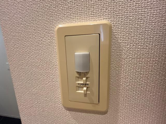 レガシィＢの設備|人感センサー
