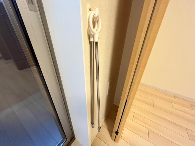 コロンⅡの設備|室内物干し棒