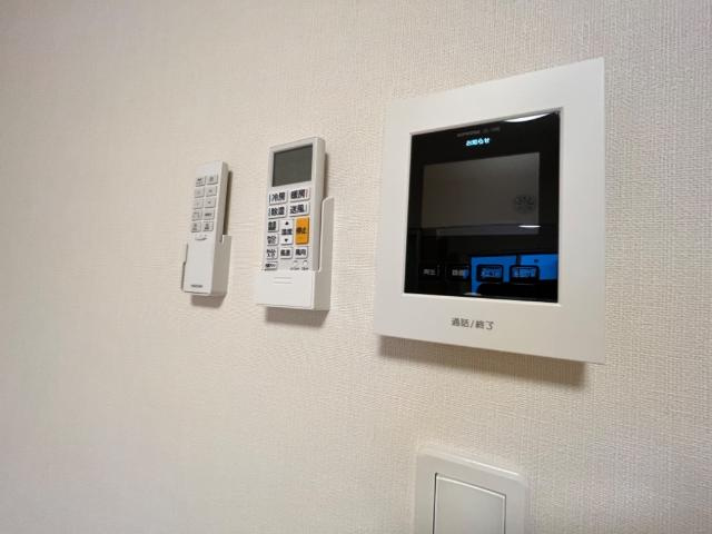 コロンⅡの設備|カメラ付きインターフォン
