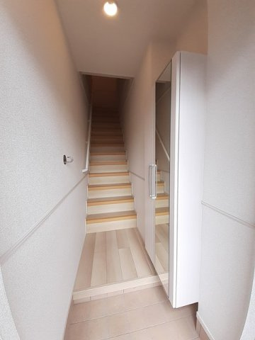 エムレークの玄関