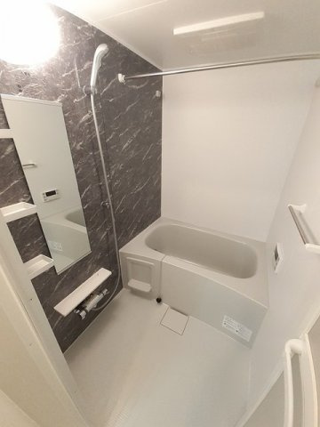 エムレークの浴室