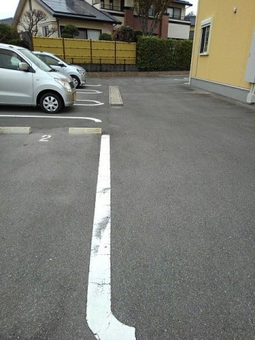 レイクサイド　Ｔｅｒｕの駐車場