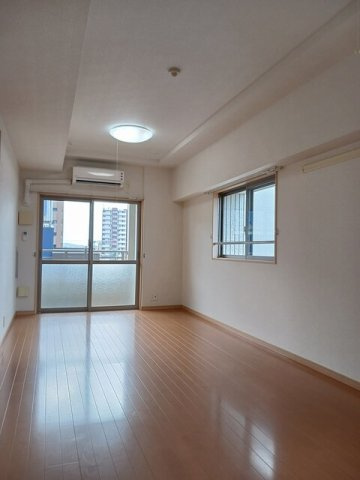 フォーウィルズコートⅡの内装