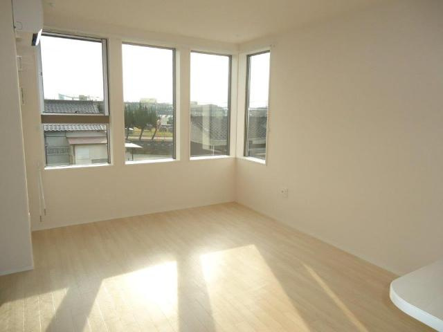 シャン・ドゥ・ポワロの居間・リビング|リビング