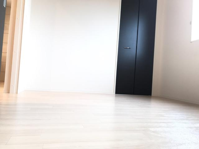 シャン・ドゥ・ポワロの内装|室内