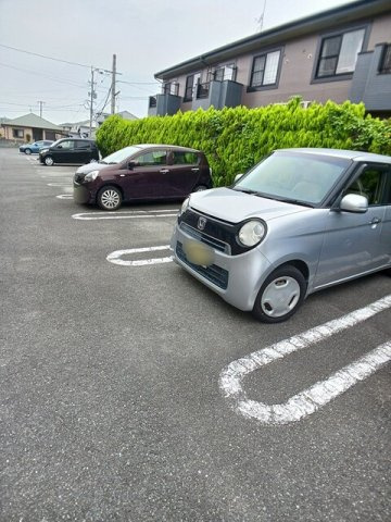 キングスコ－トＢの駐車場
