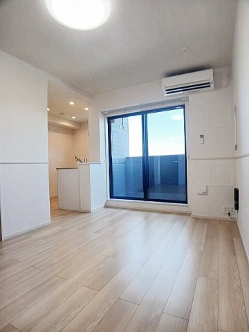 ファミリア長門石の居間・リビング