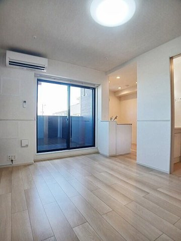 ファミリア長門石の居間・リビング