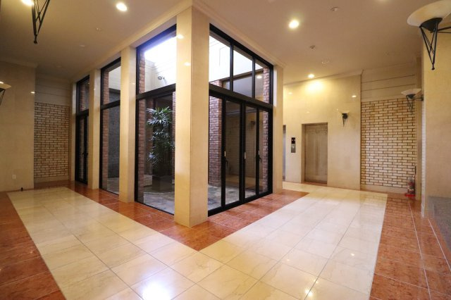 ロフティ諏訪野のロビー