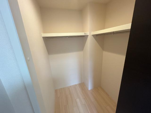 Tiara本町の収納|ウォークインクローゼット