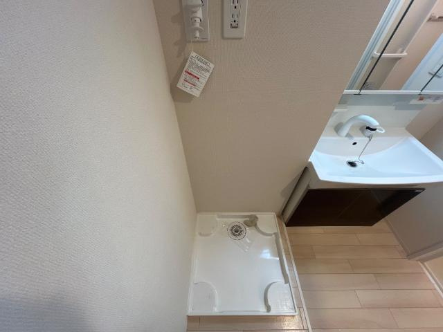 Tiara本町の洗面所|室内洗濯機置場