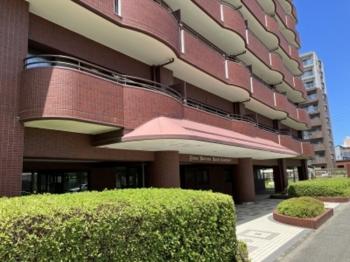 ライオンズマンションＭＡＸＩＭ櫛原のエントランス|マンションエントランス