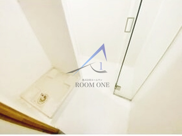 北沢４ビルの設備|洗濯機置場です。