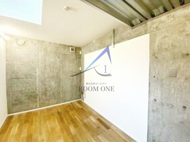 北沢４ビルの居間・リビング|洋室のお部屋です。