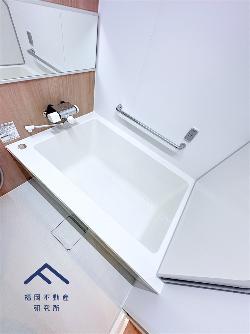 エスポワール吉塚の浴室