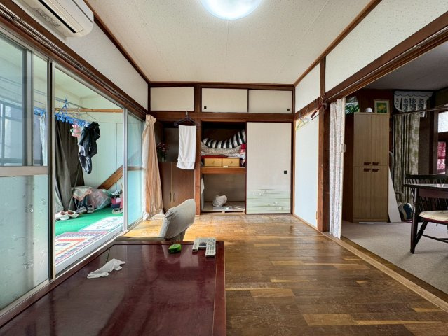 所沢市若松町中古戸建ての洋室