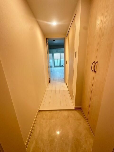 ａＬＡＴＯ祐天寺の玄関|■モニタ付インターホン■ディンプルキー■2重鍵■ダウンライト