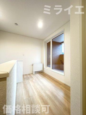 【新築戸建】石狩市花川南二条2丁目5棟の内装|2階ホール