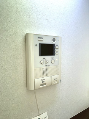 【セキュリティ】 | サン・ヒル7 | 防犯対策に有効なカメラ付きインターホン！録画機能が付いているので留守中の訪問者まで確認できます♪