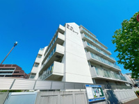 【外観】 | 藤和別府コープ☆仲介手数料無料☆ | 【落ち着いた住環境】徒歩圏内に教育施設や公園、医療機関が揃う、子育て世帯にも安心のロケーション。緑を感じられる穏やかな街並みで、小さなお子様がいるご家庭も安心してのびのびと暮らせる好立地です。